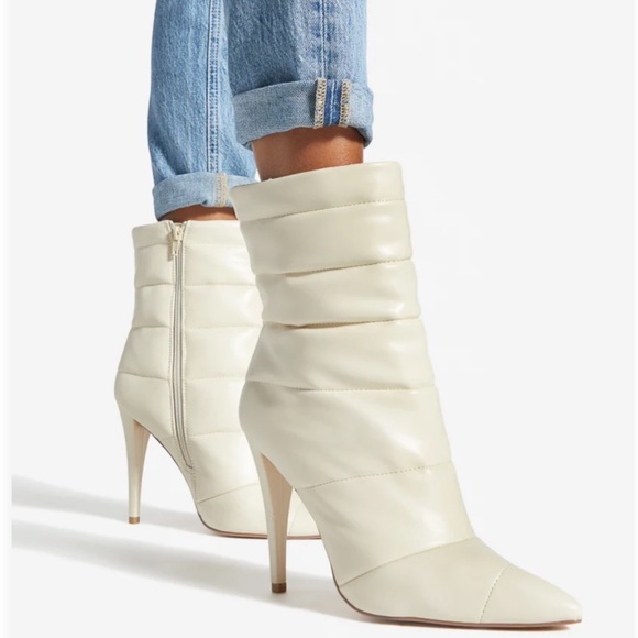 🔥 NWOT 🔥 Pointed Toe Bootie 🔥 - Picture 1 of 5